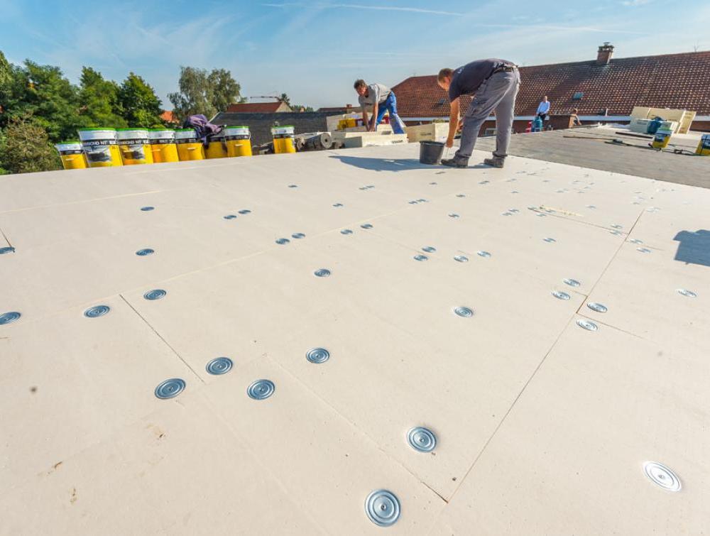 Isolatie kunststof dakbedekking