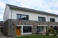 Warme jas voor huurwoningen