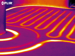 FLIR E30